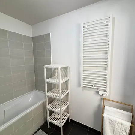 Soh Rent Place Des Halles