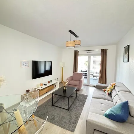 Soh Rent Place Des Halles Apartment *